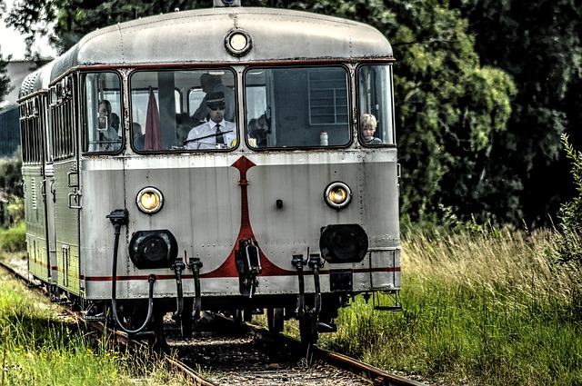 دانلود رایگان تصویر Railbus Go Launceston Train رایگان برای ویرایش با ویرایشگر تصویر آنلاین رایگان GIMP