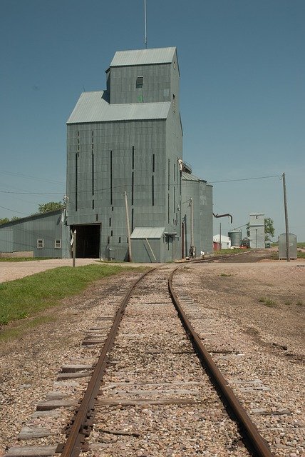 ດາວ​ໂຫຼດ​ຟຣີ railways railroads grain elevator ຮູບ​ພາບ​ຟຣີ​ທີ່​ຈະ​ໄດ້​ຮັບ​ການ​ແກ້​ໄຂ​ທີ່​ມີ GIMP ບັນນາທິການ​ຮູບ​ພາບ​ອອນ​ໄລ​ນ​໌​ຟຣີ