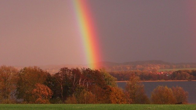Gratis download Rainbow Color Phenomenon Light - gratis foto of afbeelding om te bewerken met GIMP online afbeeldingseditor