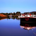 Red boat on the river  screen for extension Chrome web store in OffiDocs Chromium