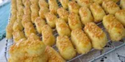 Free download resep-kastengel-renyah-dan-lezat-no-mixer free photo or picture to be edited with GIMP online image editor