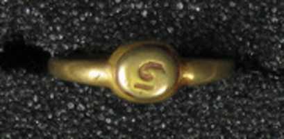 Free download Ring with Notched Circle free photo or picture to be edited with GIMP online image editor