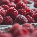 Ripe red raspberries  screen for extension Chrome web store in OffiDocs Chromium