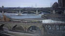 Descarga gratis River Dam Minneapolis - video gratis para ser editado con el editor de video en línea OpenShot