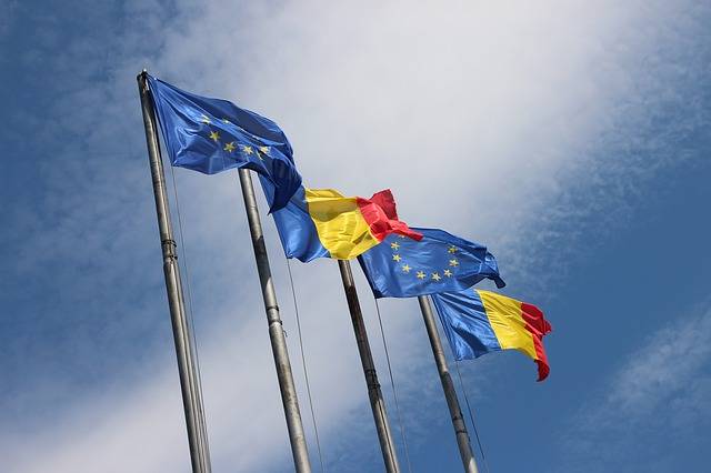 Scarica gratuitamente l'immagine gratuita della bandiera europea delle bandiere dell'Unione Europea da modificare con l'editor di immagini online gratuito GIMP