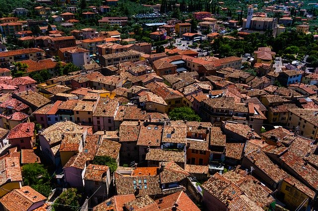 Descarga gratis tejados techos edificios ciudad imagen gratis para editar con el editor de imágenes en línea gratuito GIMP