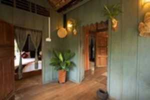 Free download Rumah Penginapan Misterius Di Kamboja free photo or picture to be edited with GIMP online image editor