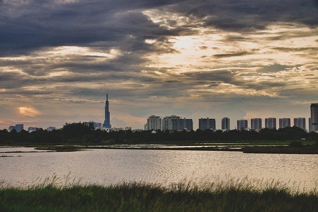 Kostenloser Download von Saigon City River Sunset Kostenloses Bild, das mit dem kostenlosen Online-Bildeditor GIMP bearbeitet werden kann