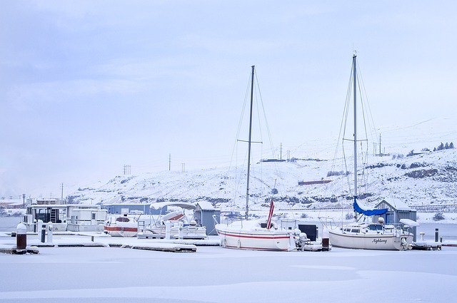 Muat turun percuma gambar percuma marina salji musim sejuk bot layar untuk diedit dengan editor imej dalam talian percuma GIMP