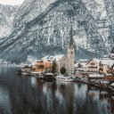 Scenic Winter View of Hallstatt Village  screen for extension Chrome web store in OffiDocs Chromium