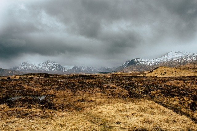 무료 다운로드 scotland landscape karg grim 무료 사진은 김프 무료 온라인 이미지 편집기로 편집할 수 있습니다.