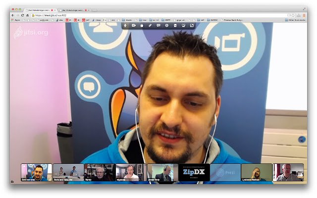 Advanta Desktop Streamer  from Chrome web store to be run with OffiDocs Chromium online
