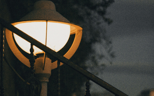 A Lighted Lamppost  from Chrome web store to be run with OffiDocs Chromium online