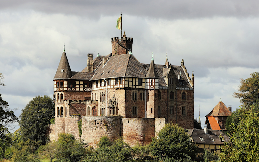 Ancient castle with conical roof  from Chrome web store to be run with OffiDocs Chromium online