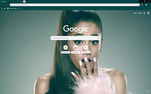Ariana Grande Theme  from Chrome web store to be run with OffiDocs Chromium online