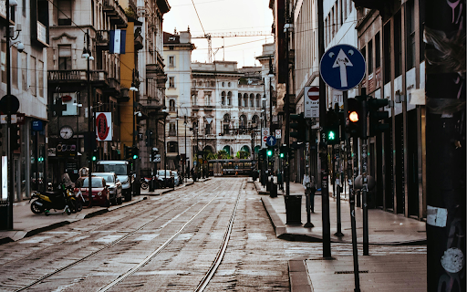 A Street in Milan, Italy  from Chrome web store to be run with OffiDocs Chromium online