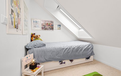 Attic Room  from Chrome web store to be run with OffiDocs Chromium online