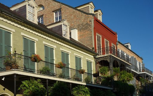 Balcony full of flowers  from Chrome web store to be run with OffiDocs Chromium online