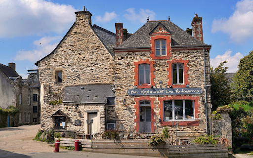 Beautiful Old House  from Chrome web store to be run with OffiDocs Chromium online