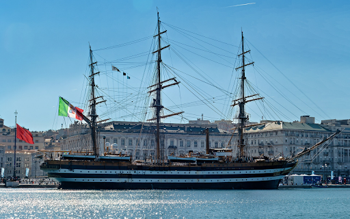 Blue Sailing Boat  from Chrome web store to be run with OffiDocs Chromium online