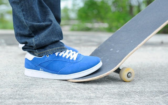 Tênis de skate Blue éS da Chrome Web Store para uso com OffiDocs Chromium online