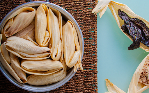 Cake wrapped in corn husks  from Chrome web store to be run with OffiDocs Chromium online