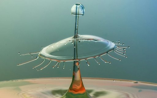 Captivating Water Droplet Collision Art  from Chrome web store to be run with OffiDocs Chromium online