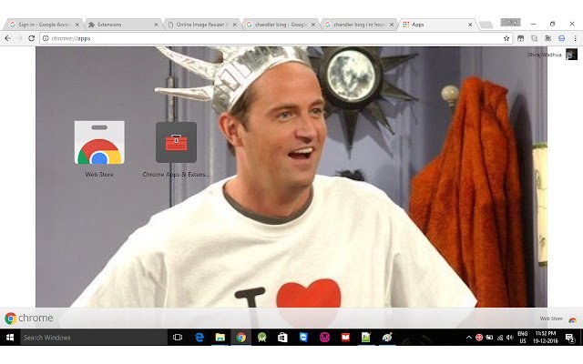 Chủ đề Chandler Bing FRIENDS từ cửa hàng Chrome trực tuyến sẽ được chạy với OffiDocs Chromium trực tuyến