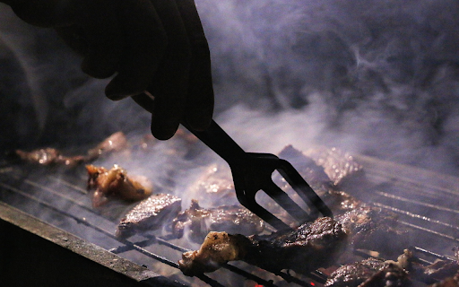 Charcoal grilled meat  from Chrome web store to be run with OffiDocs Chromium online