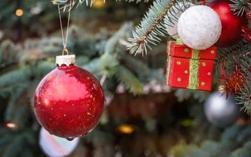 CHRISTMAS BALL THEME  from Chrome web store to be run with OffiDocs Chromium online