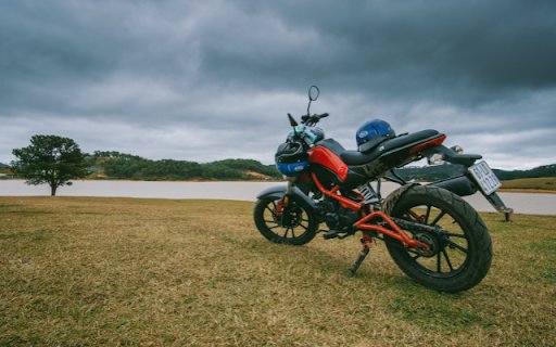 Compact Commuter: A Nimble Companion for Urban Exploration  from Chrome web store to be run with OffiDocs Chromium online