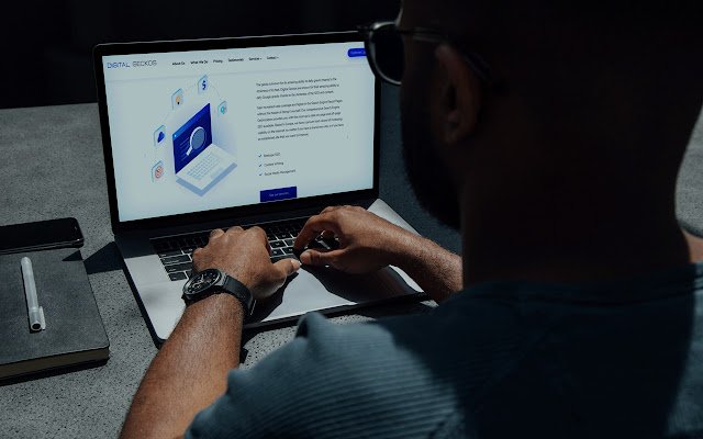 Digital Geckos  from Chrome web store to be run with OffiDocs Chromium online