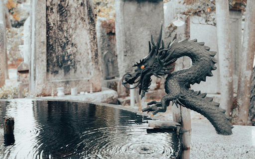 Dragon Faucet in Fountain  from Chrome web store to be run with OffiDocs Chromium online