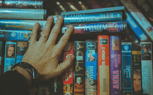 Exploring a Hidden Library On losmoviesz  from Chrome web store to be run with OffiDocs Chromium online