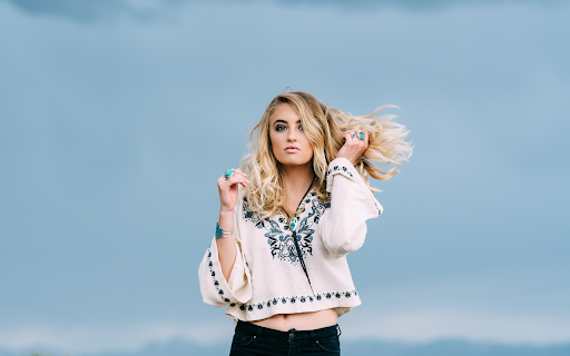 Female model from Chrome web store to be run with OffiDocs Chromium online Female model from Chrome web store to be run with OffiDocs Chromium online