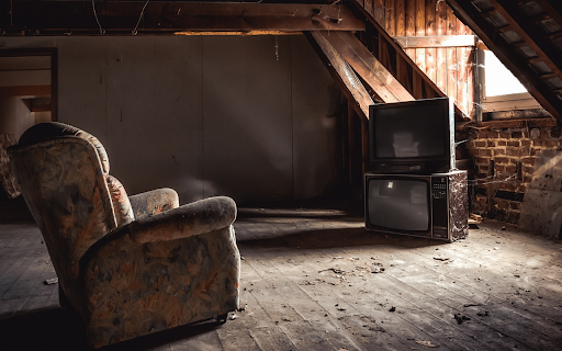 Forgotten Relics in the Attic  from Chrome web store to be run with OffiDocs Chromium online