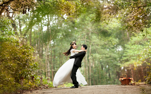 Happy ending for the couple  from Chrome web store to be run with OffiDocs Chromium online
