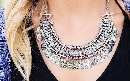 Heavy antique jewelry  from Chrome web store to be run with OffiDocs Chromium online