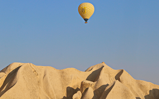 Hot Air Balloon Over Cappadocia  from Chrome web store to be run with OffiDocs Chromium online