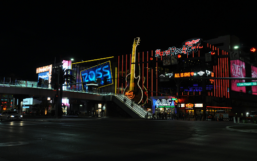 Illuminated Shopping Mall  from Chrome web store to be run with OffiDocs Chromium online