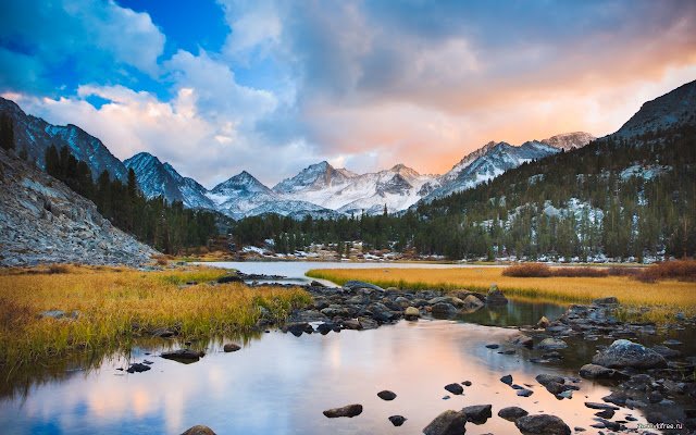 In the Mountains  from Chrome web store to be run with OffiDocs Chromium online