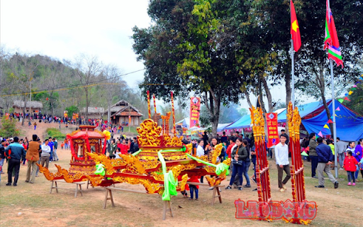 Le hoi Den Van from Chrome web store to be run with OffiDocs Chromium online Le hoi Den Van from Chrome web store to be run with OffiDocs Chromium online