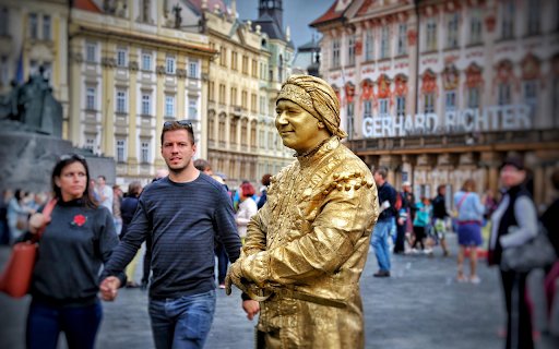 Living statue  from Chrome web store to be run with OffiDocs Chromium online