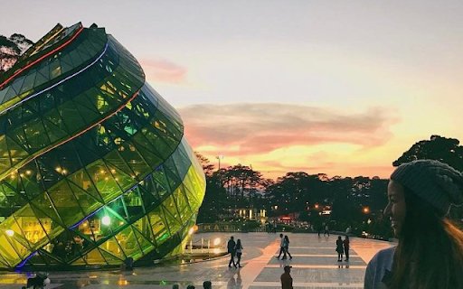Lâm Viên Square – The Vibrant Heart of Đà Lạt from Chrome web store to be run with OffiDocs Chromium online Lâm Viên Square – The Vibrant Heart of Đà Lạt from Chrome web store to be run with OffiDocs Chromium online
