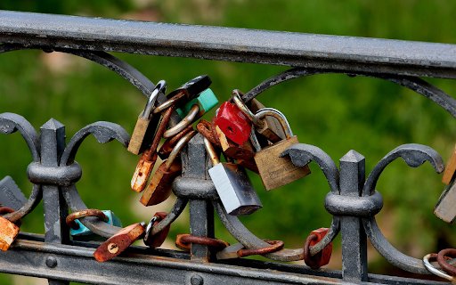 Lucky Locks  from Chrome web store to be run with OffiDocs Chromium online