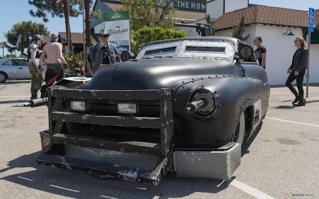 Mad Max  from Chrome web store to be run with OffiDocs Chromium online