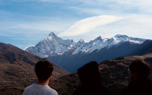 Mountains and Snow  from Chrome web store to be run with OffiDocs Chromium online