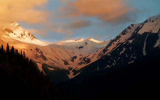 Mountains With Snow  from Chrome web store to be run with OffiDocs Chromium online