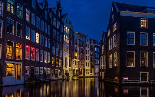 Night street by the river  from Chrome web store to be run with OffiDocs Chromium online