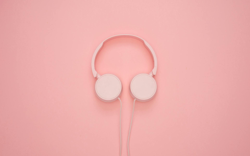 Pink Headphones  from Chrome web store to be run with OffiDocs Chromium online